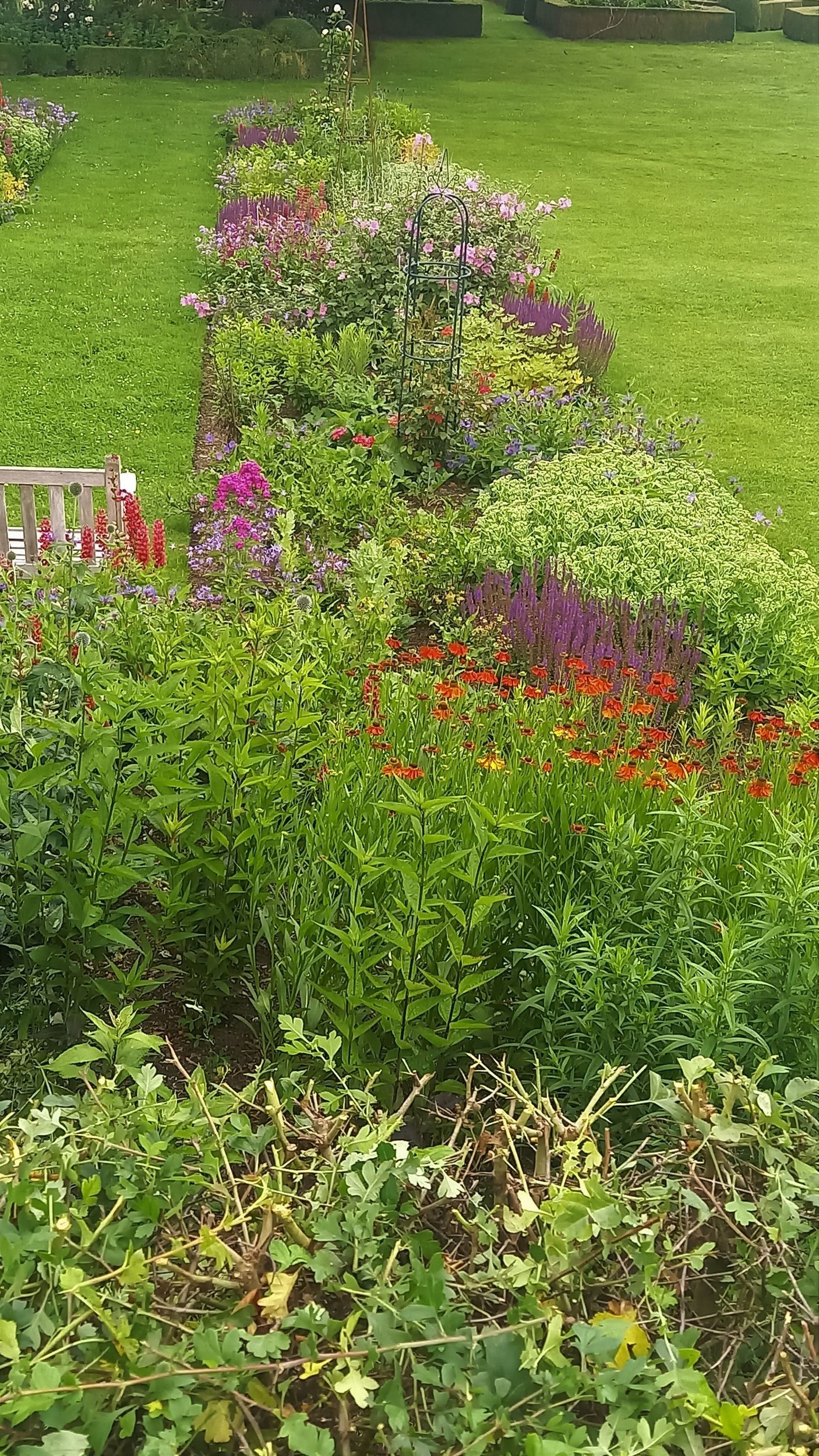 Aanleg Engelse bloemenborder